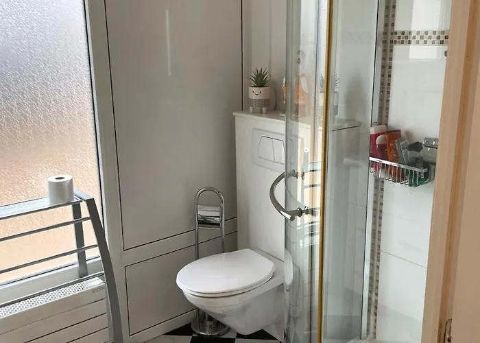 Comfortable On The Coast T156